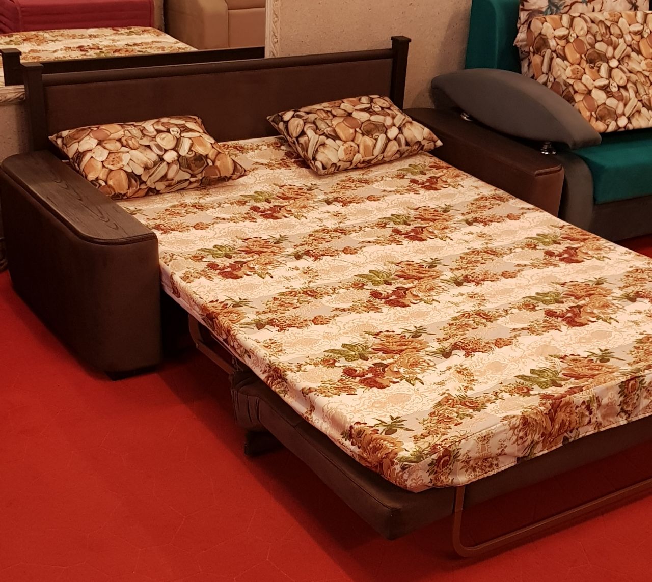  مبل تختخواب شو دونفره مدل دسته چوبی  